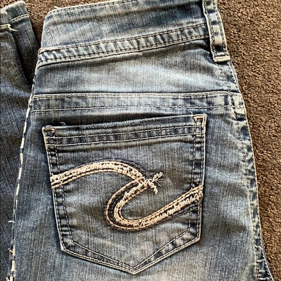 Silver Suki - Picture 2 of 11